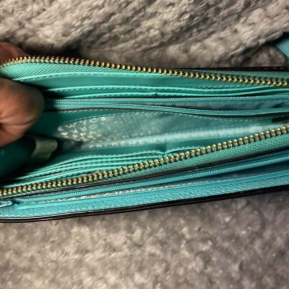 Kate spade wristlet $45 - Picture 5 of 5